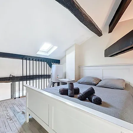 Joli Petit Duplex En Plein Centre-ville ! Appartement Senlis (Oise)