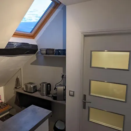 Joli Petit Duplex En Plein Centre-ville ! Appartement