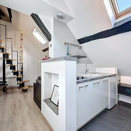 Appartement Joli Petit Duplex En Plein Centre-ville ! Senlis (Oise)